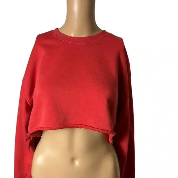 ARITZIA TNA AIRY AF CROPPED RED TOP, PTP 23”,women Lg ,oversized cropped - Picture 8 of 12